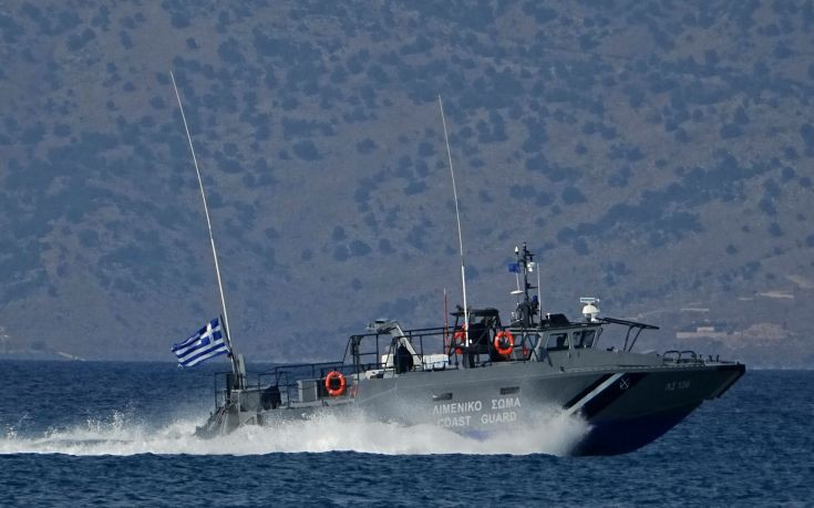Συναγερμός στην Πύλο για τον εντοπισμό ιστιοφόρου με μετανάστες